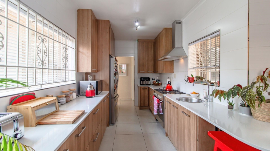 4 Bedroom Property for Sale in Brackenhurst Gauteng