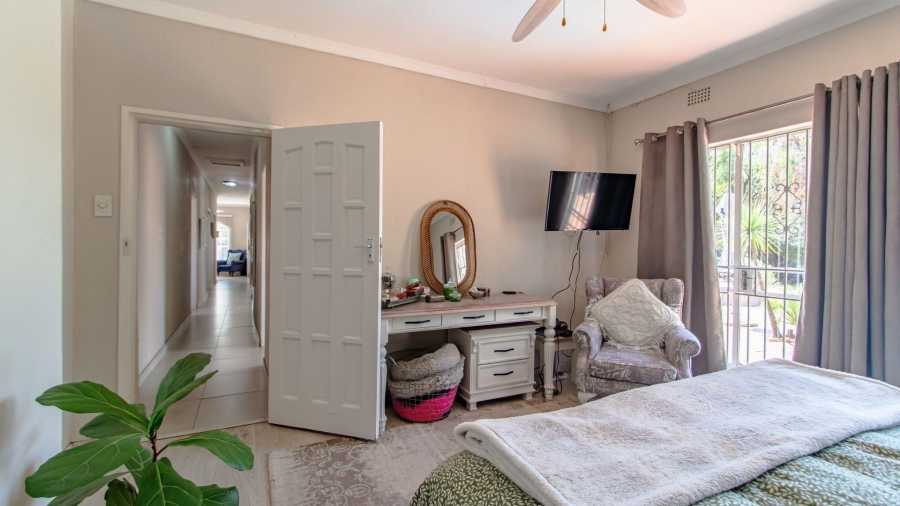 4 Bedroom Property for Sale in Brackenhurst Gauteng