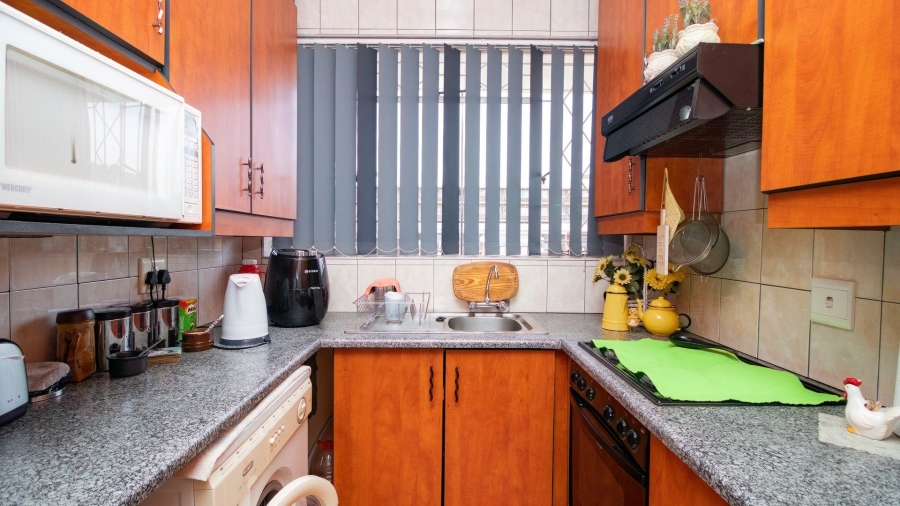 2 Bedroom Property for Sale in Benoni Central Gauteng