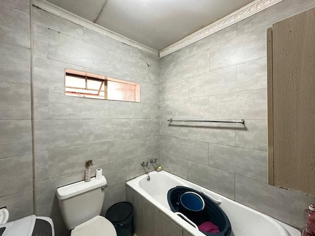 2 Bedroom Property for Sale in Olievenhoutbosch Gauteng