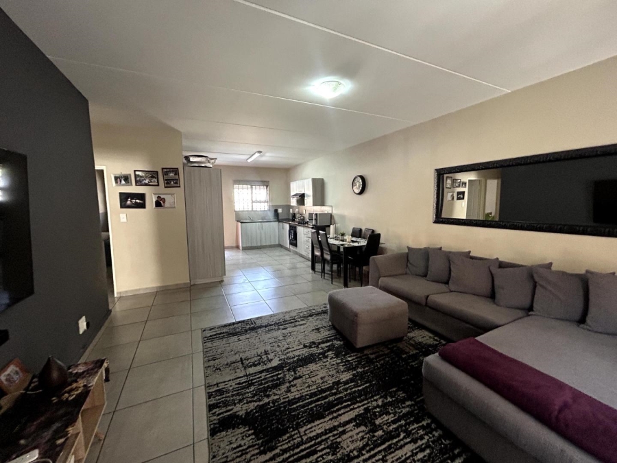 2 Bedroom Property for Sale in Florida Park Gauteng