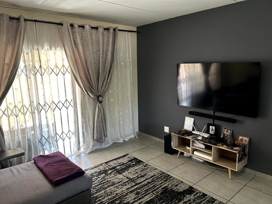 2 Bedroom Property for Sale in Florida Park Gauteng