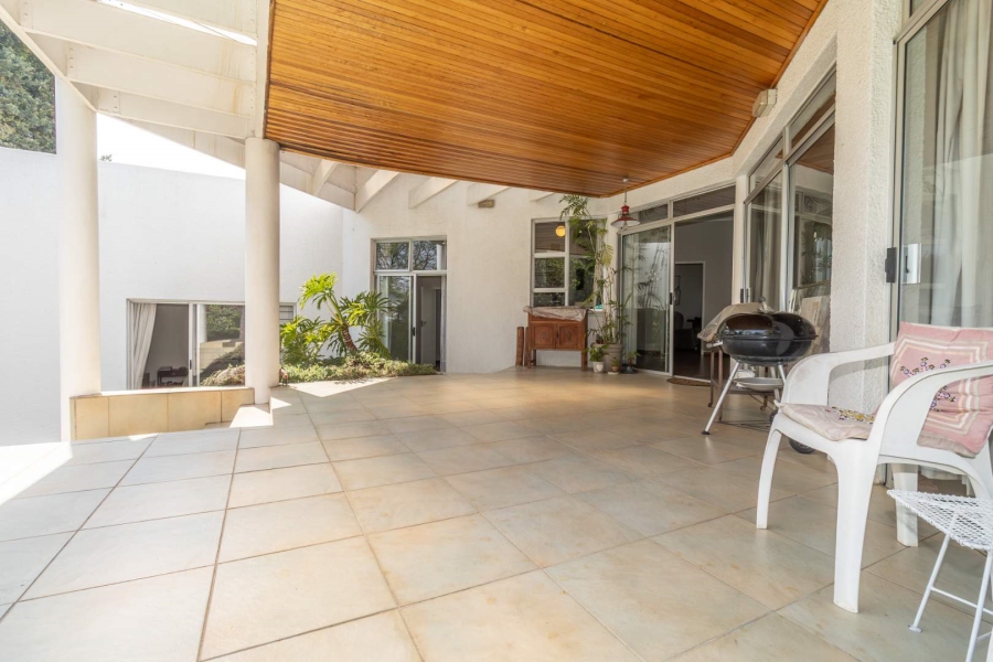 3 Bedroom Property for Sale in Hurlingham Manor Gauteng