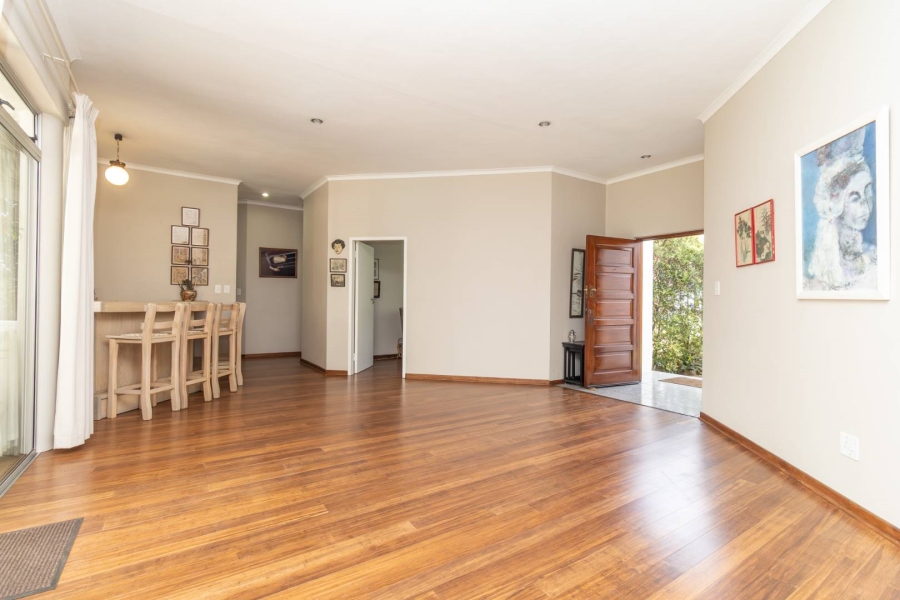 3 Bedroom Property for Sale in Hurlingham Manor Gauteng