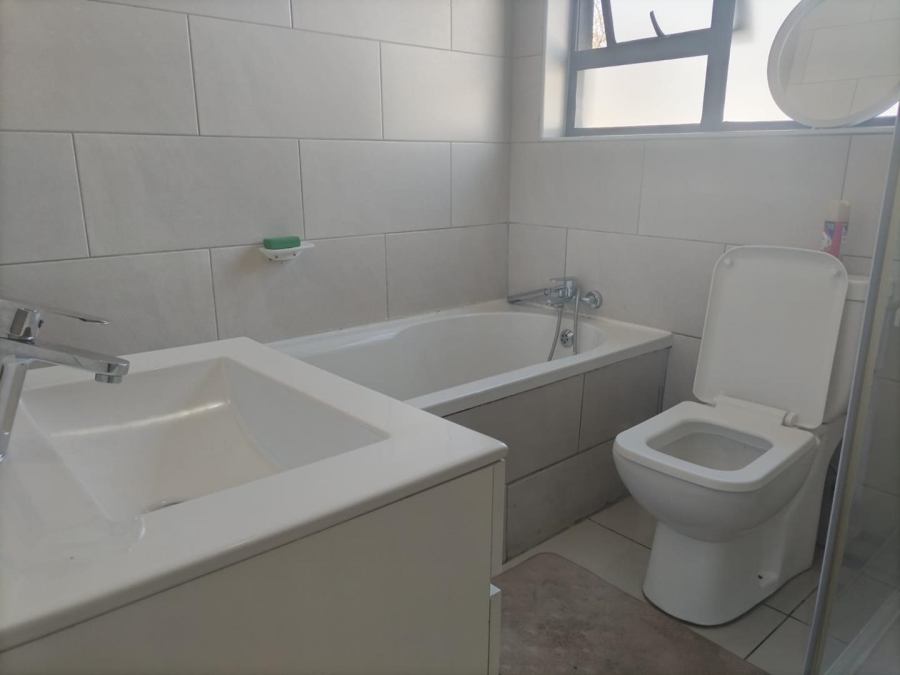 3 Bedroom Property for Sale in The Orchards Gauteng