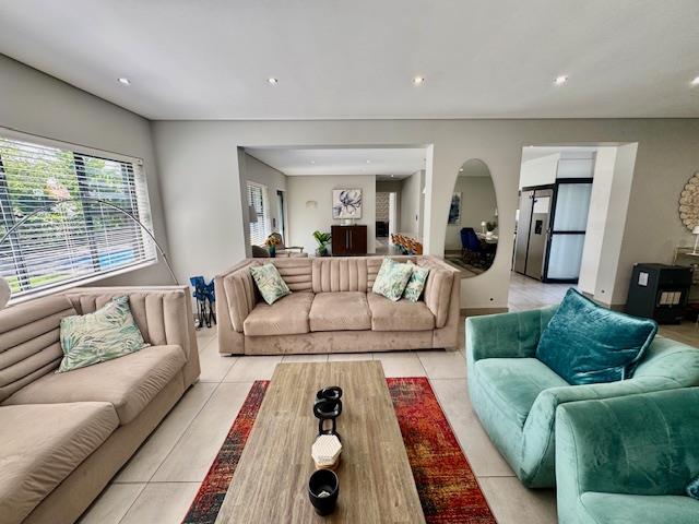 To Let 4 Bedroom Property for Rent in Hurlingham Manor Gauteng