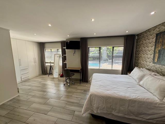 To Let 4 Bedroom Property for Rent in Hurlingham Manor Gauteng