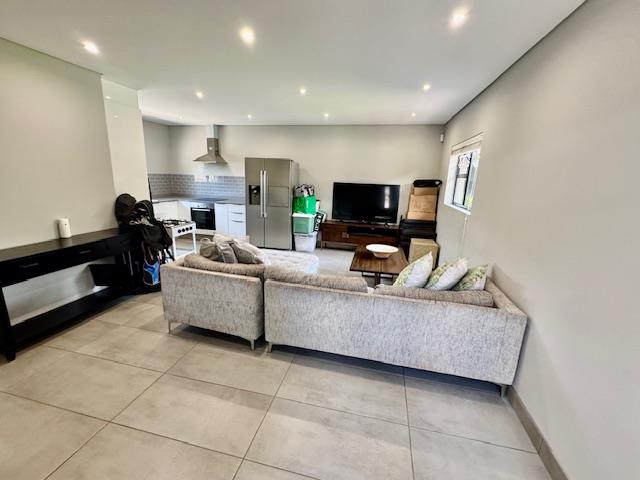 To Let 4 Bedroom Property for Rent in Hurlingham Manor Gauteng