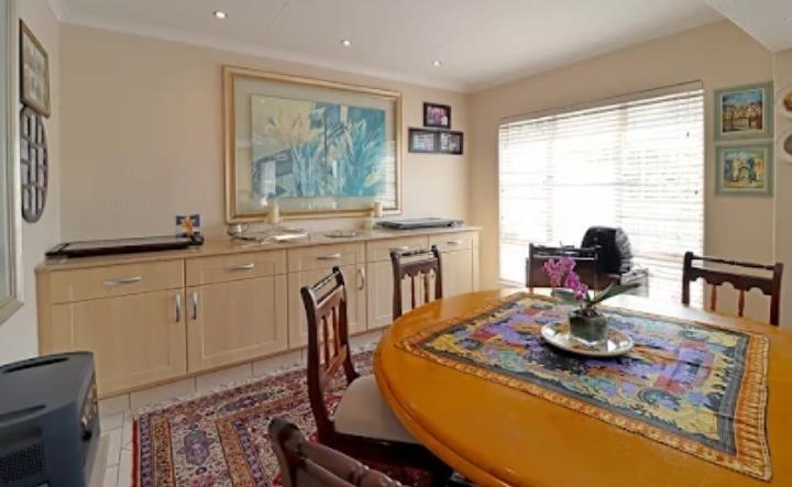 2 Bedroom Property for Sale in Morningside Gauteng