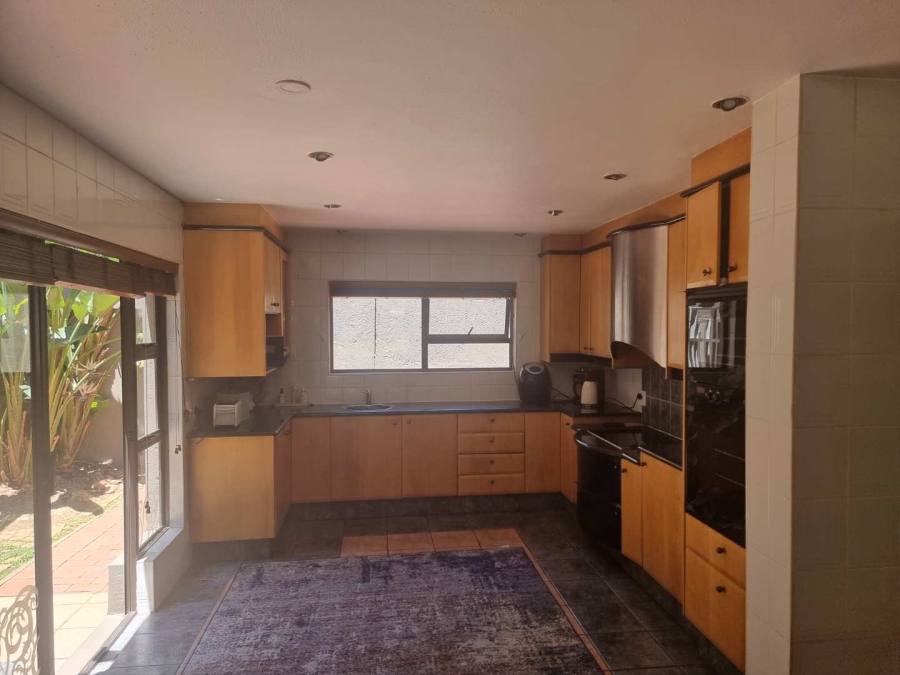 To Let 4 Bedroom Property for Rent in Fourways Gardens Gauteng