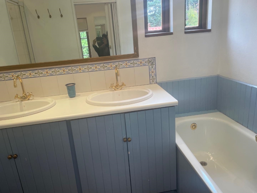 To Let 1 Bedroom Property for Rent in Houghton Gauteng