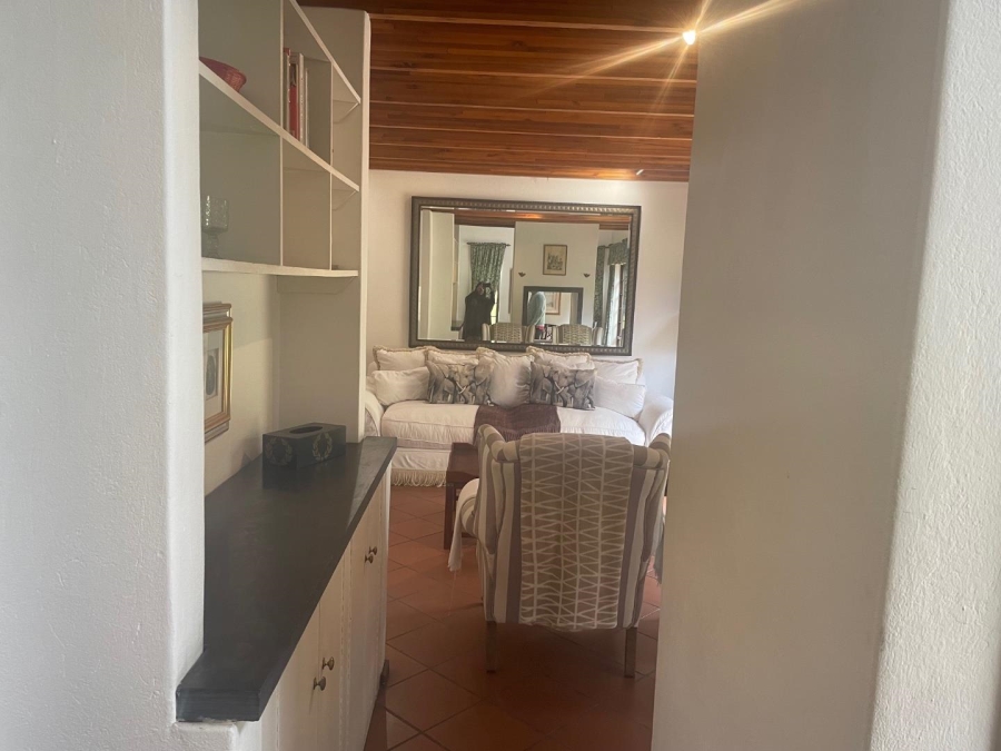 To Let 1 Bedroom Property for Rent in Houghton Gauteng