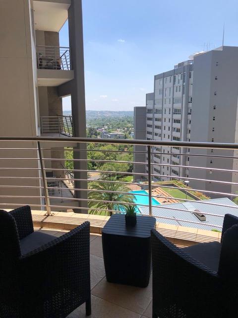 To Let 1 Bedroom Property for Rent in Sandhurst Gauteng