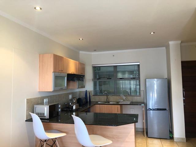 To Let 1 Bedroom Property for Rent in Sandhurst Gauteng