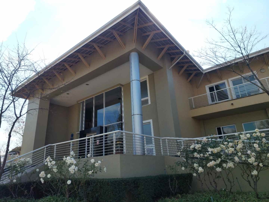 To Let commercial Property for Rent in Woodmead Gauteng
