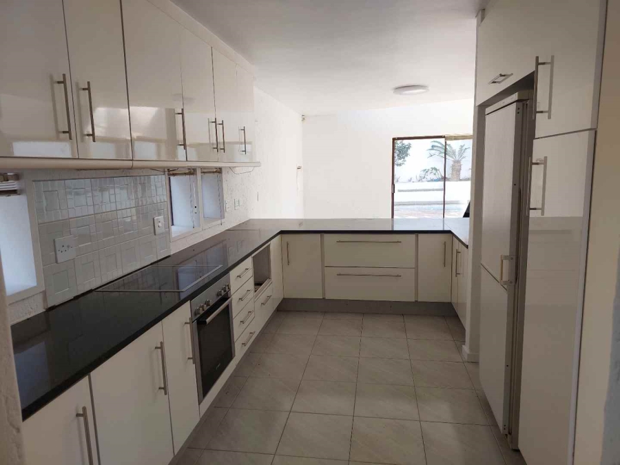 To Let 3 Bedroom Property for Rent in Morningside Gauteng
