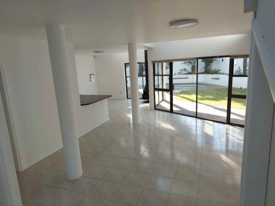 To Let 3 Bedroom Property for Rent in Morningside Gauteng