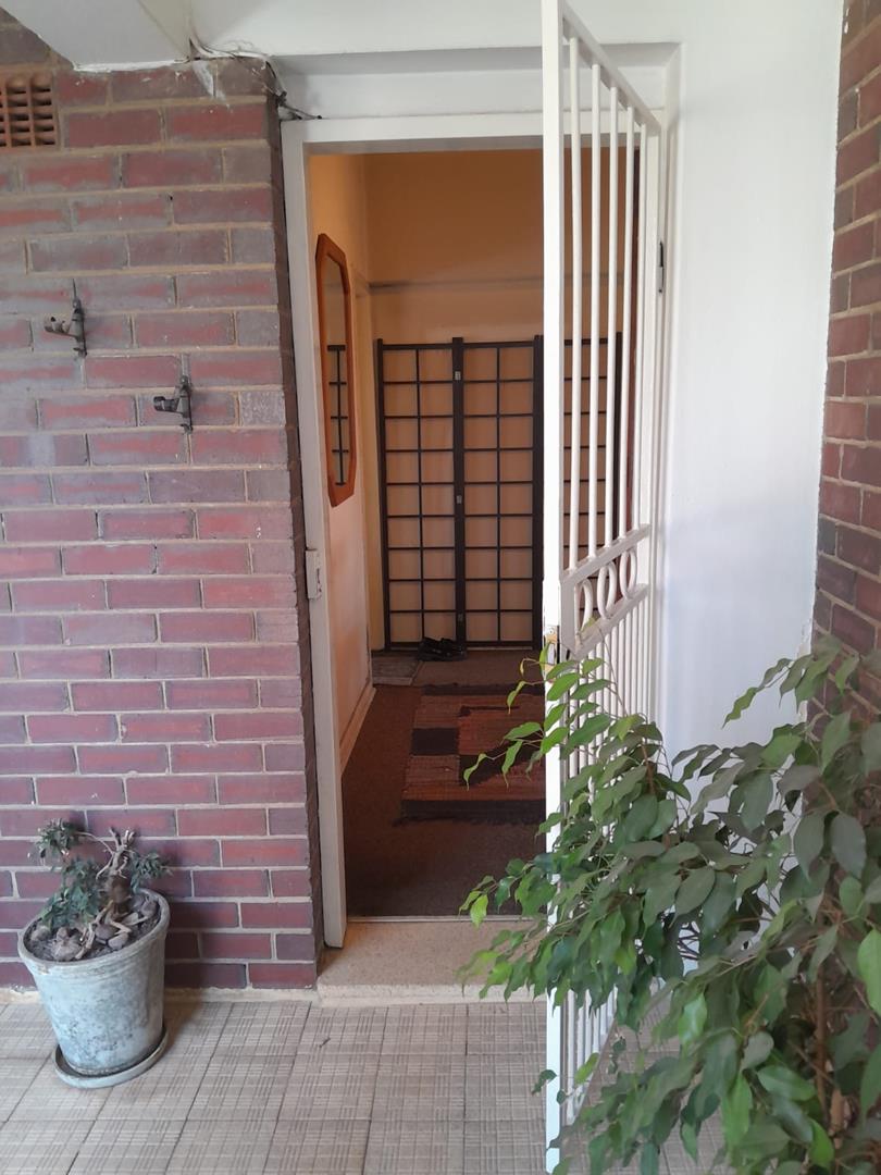 2 Bedroom Property for Sale in Waverley Gauteng