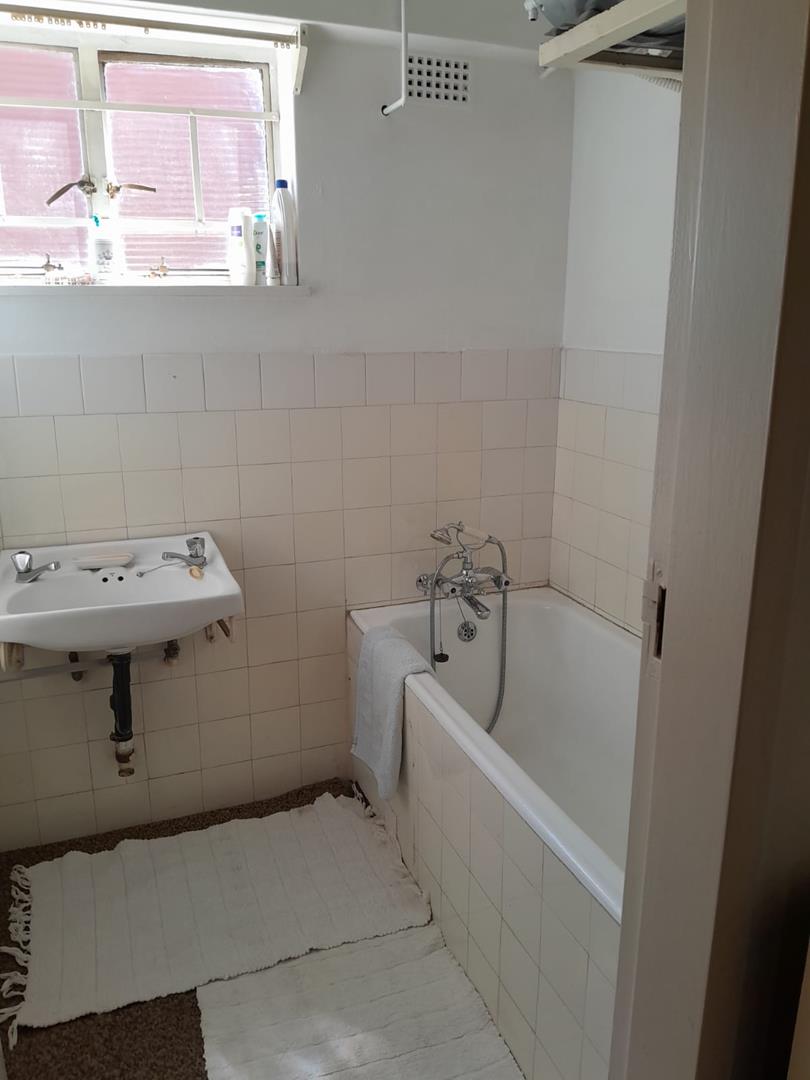 2 Bedroom Property for Sale in Waverley Gauteng