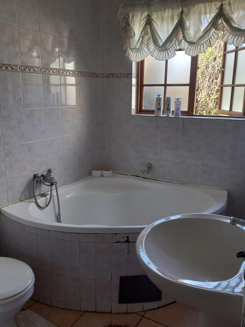 To Let 2 Bedroom Property for Rent in Kibler Park Gauteng