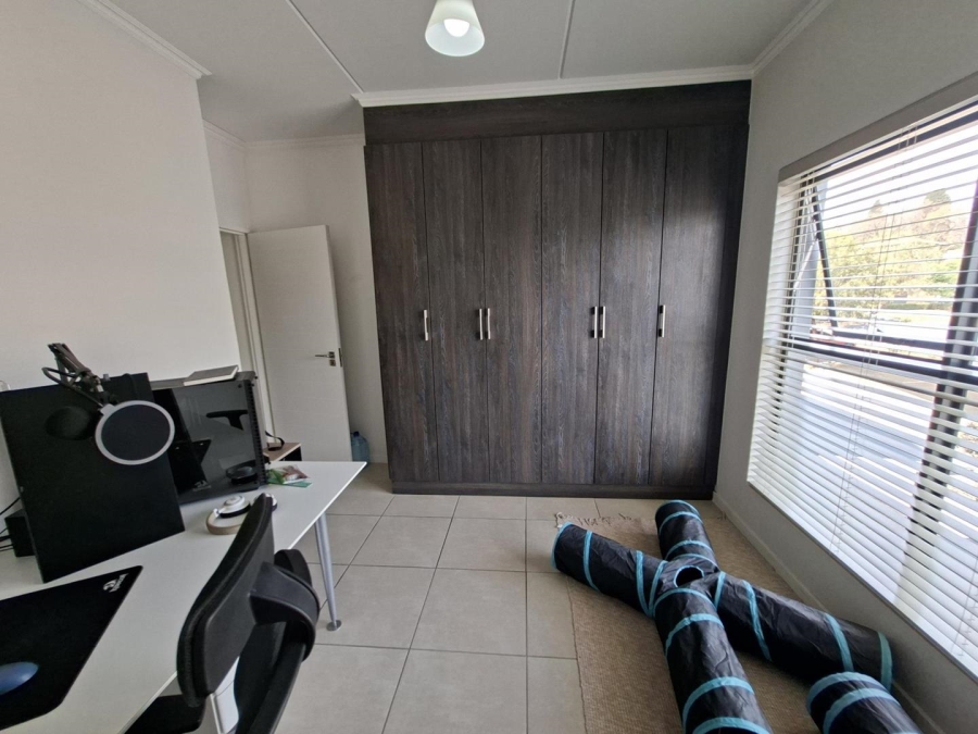 3 Bedroom Property for Sale in Modderfontein Industrial Gauteng