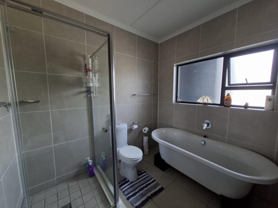 3 Bedroom Property for Sale in Modderfontein Industrial Gauteng