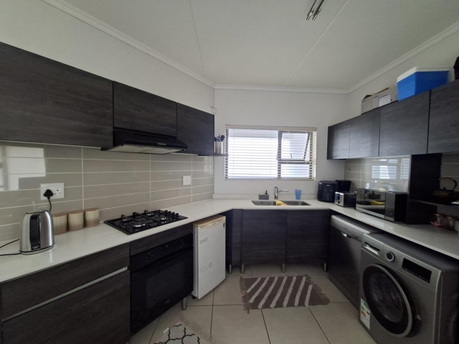 3 Bedroom Property for Sale in Modderfontein Industrial Gauteng