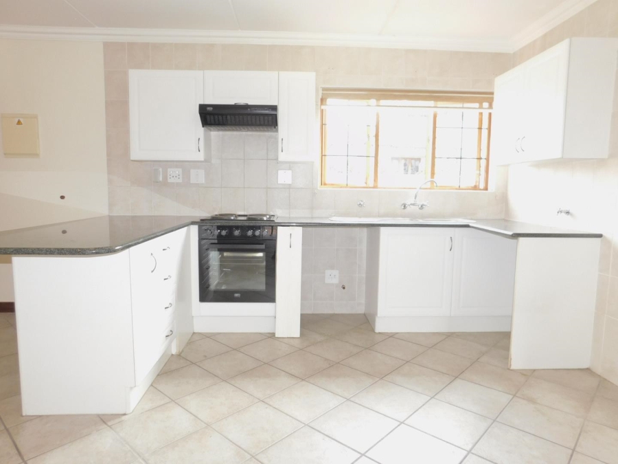 2 Bedroom Property for Sale in Lyme Park Gauteng