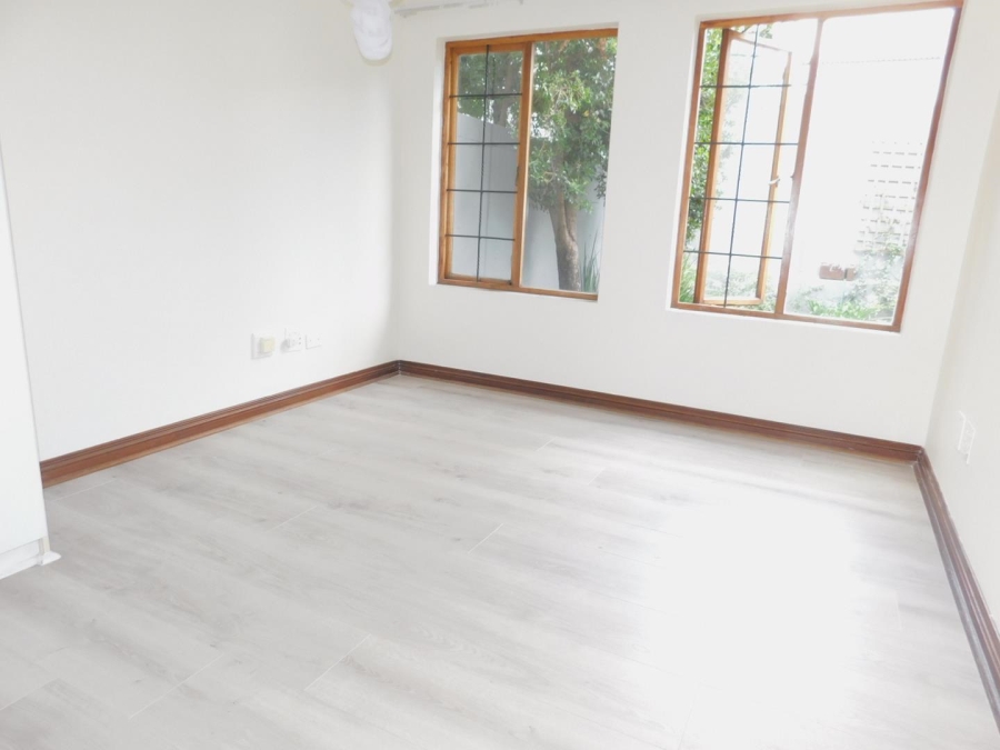 2 Bedroom Property for Sale in Lyme Park Gauteng