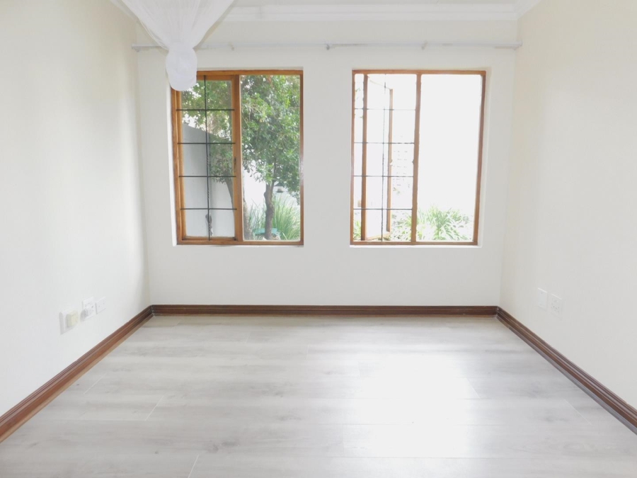 2 Bedroom Property for Sale in Lyme Park Gauteng