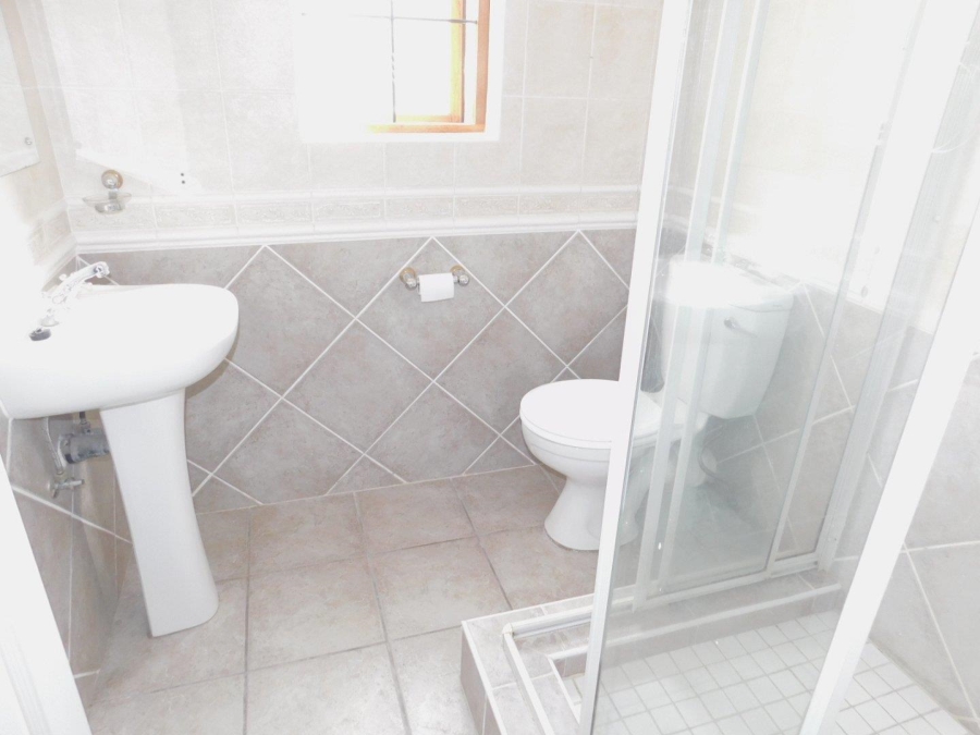 2 Bedroom Property for Sale in Lyme Park Gauteng