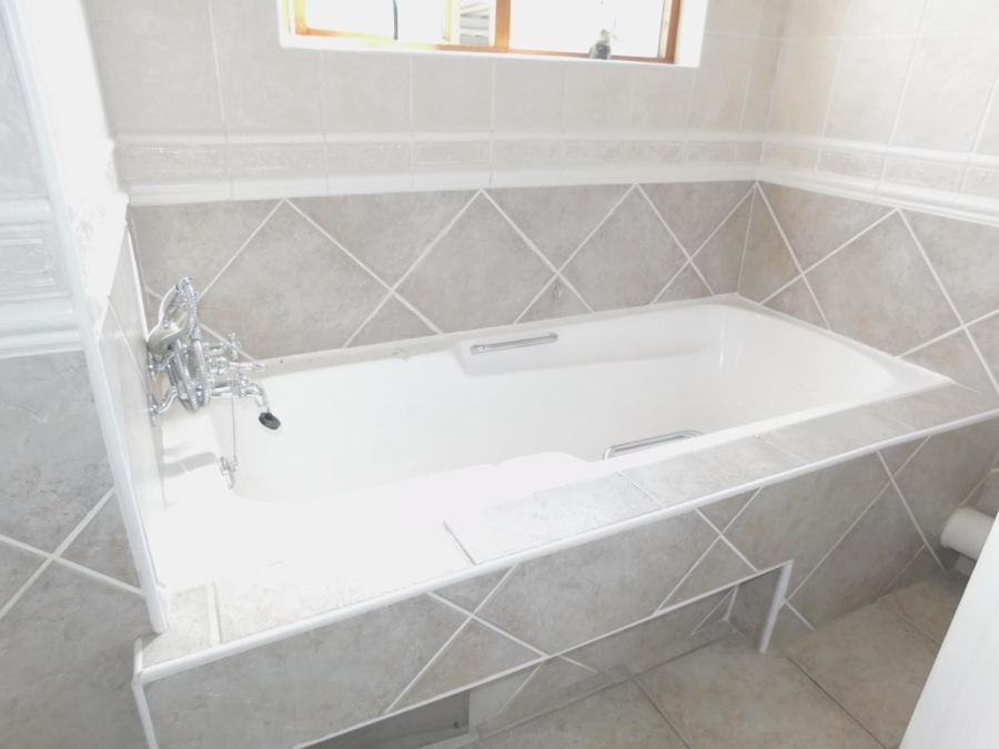 2 Bedroom Property for Sale in Lyme Park Gauteng