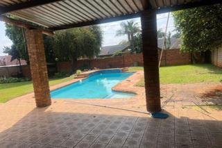 4 Bedroom Property for Sale in Meyerspark Gauteng