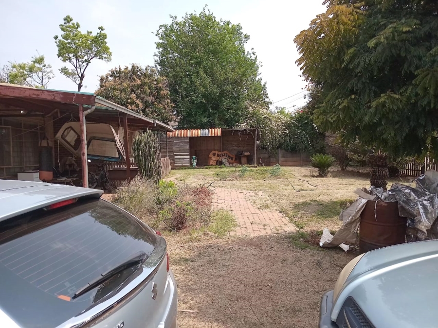 3 Bedroom Property for Sale in Jan Niemand Park Gauteng