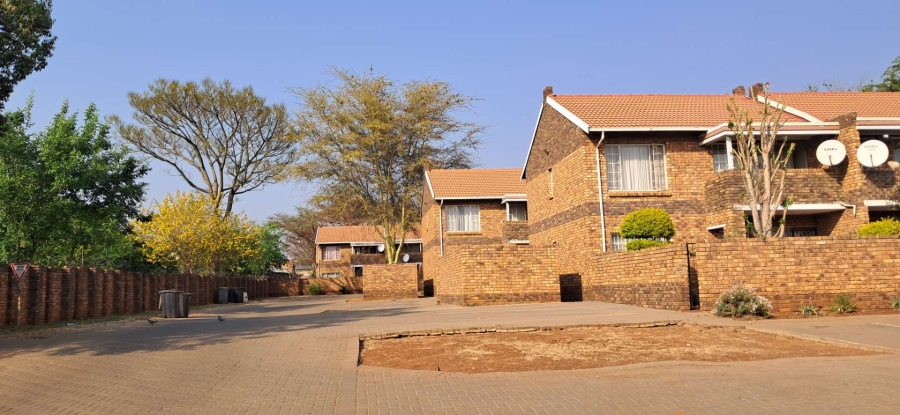 2 Bedroom Property for Sale in Clarina Gauteng