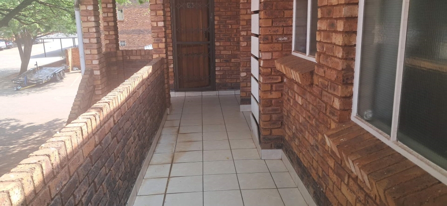 2 Bedroom Property for Sale in Clarina Gauteng