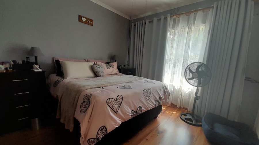 3 Bedroom Property for Sale in Birchleigh Gauteng