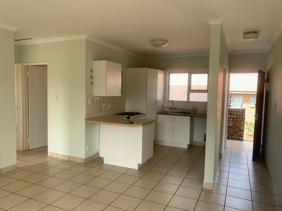 2 Bedroom Property for Sale in Birchleigh Gauteng