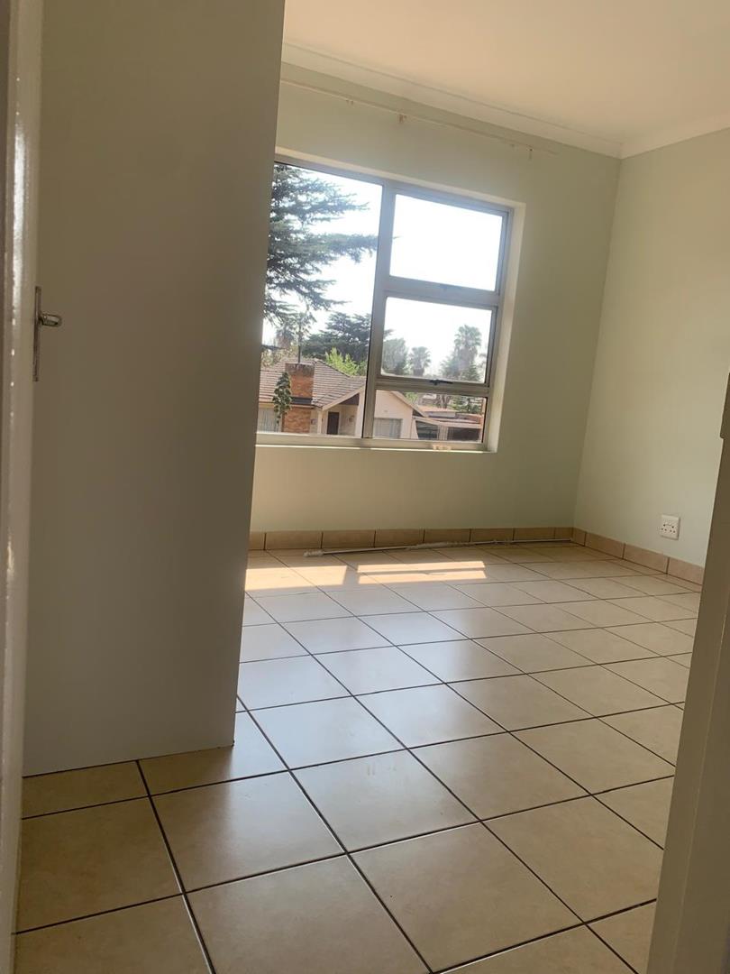 2 Bedroom Property for Sale in Birchleigh Gauteng