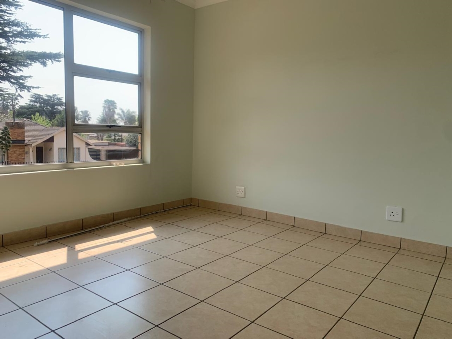 2 Bedroom Property for Sale in Birchleigh Gauteng