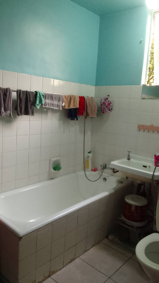 1 Bedroom Property for Sale in Bonaero Park Gauteng