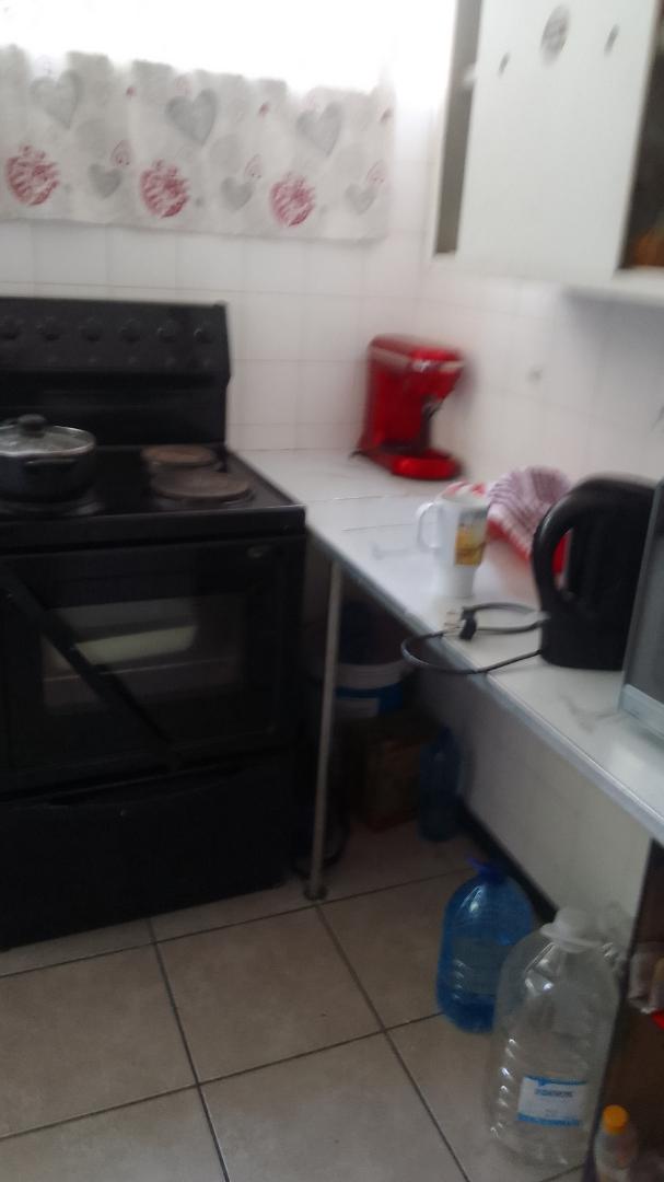 1 Bedroom Property for Sale in Bonaero Park Gauteng