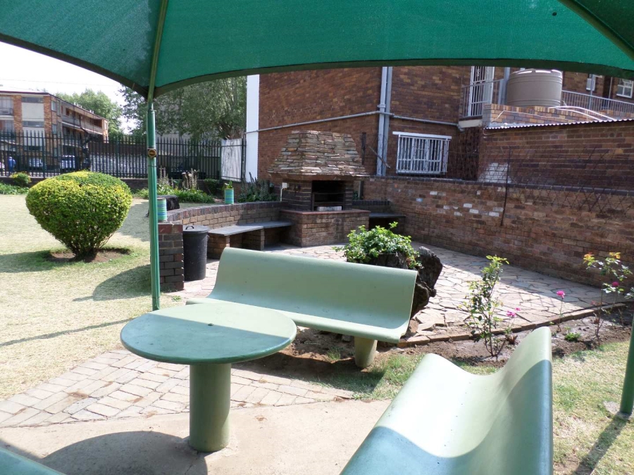 2 Bedroom Property for Sale in Benoni Central Gauteng