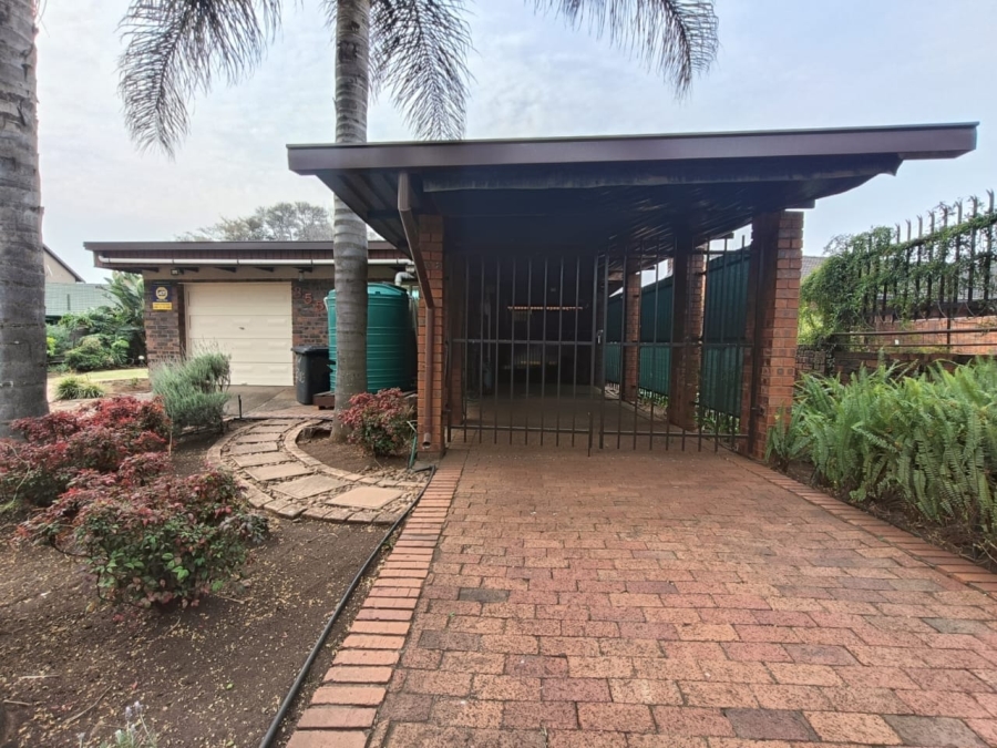 3 Bedroom Property for Sale in Wierdapark Gauteng