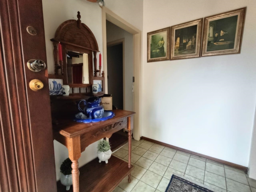 3 Bedroom Property for Sale in Wierdapark Gauteng