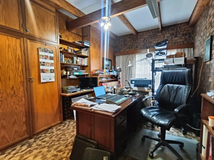 3 Bedroom Property for Sale in Wierdapark Gauteng