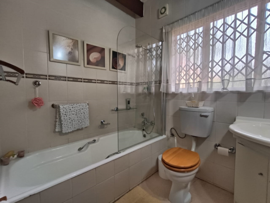 3 Bedroom Property for Sale in Wierdapark Gauteng