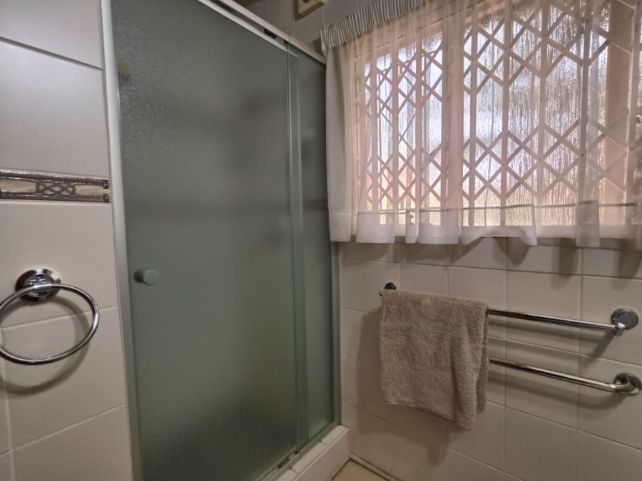 3 Bedroom Property for Sale in Wierdapark Gauteng