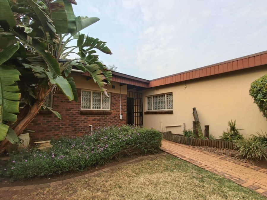 3 Bedroom Property for Sale in Wierdapark Gauteng