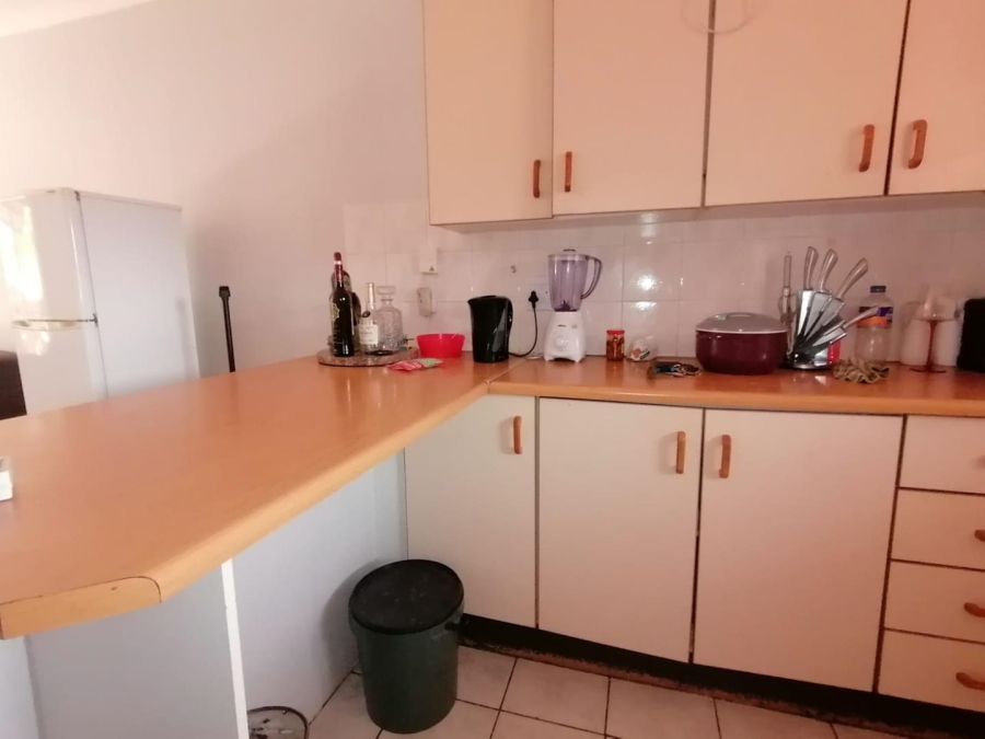 2 Bedroom Property for Sale in Die Hoewes Gauteng